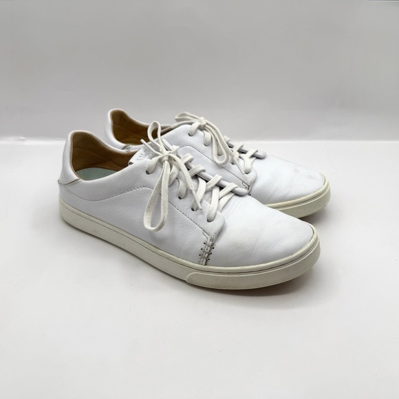 OluKai Shoes - OluKai Pehuea Li Ili Women's Size 8.5 White Leather Sneakers